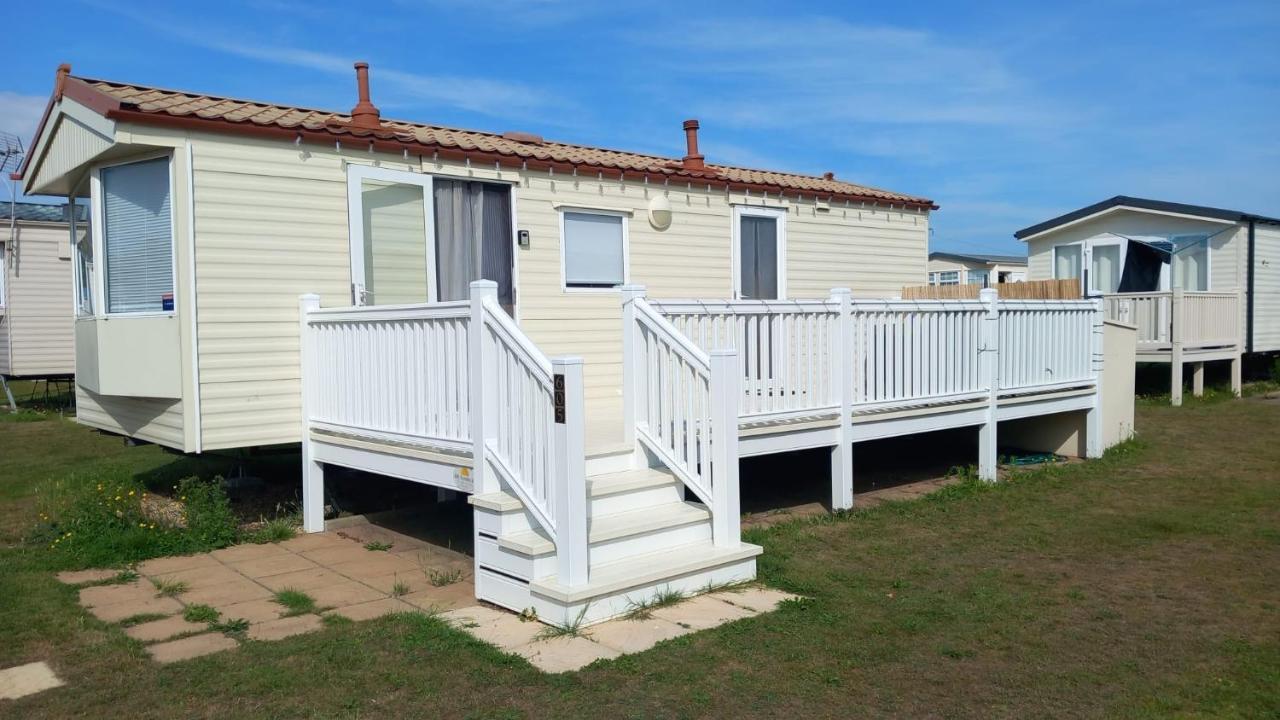 Holiday Caravan Clacton-on-Sea Exterior foto